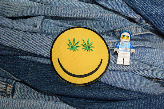 Marijuana Leaf Smiley Iron-On Patch 0149