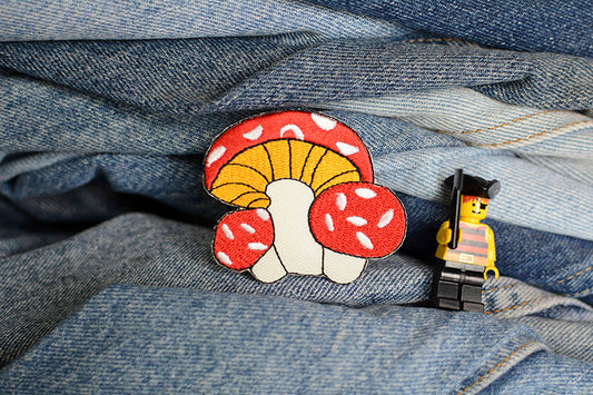 Red White Dot Shroom Iron-On Patch 0040
