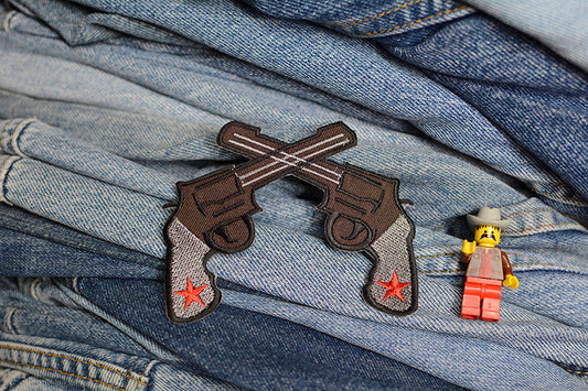 Dueling Pistols Revolver Iron-On Patch 0064